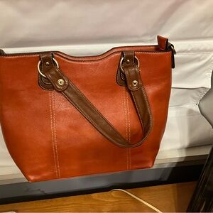 Elegant Brown and Burnt Orange Leather Shoulder Bag